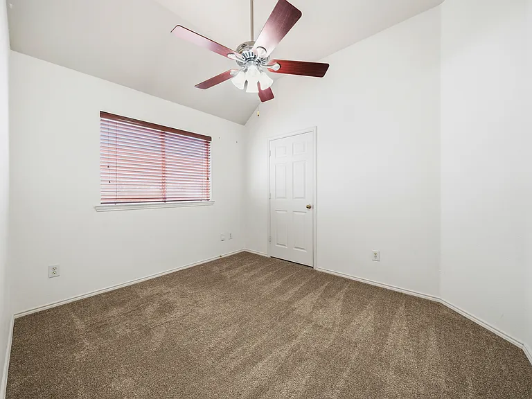 3011 Downhill Ln — Photo 4