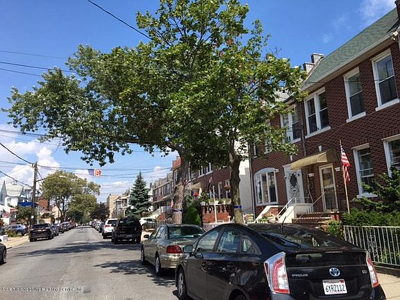 3rd image of 225 Bay 11th St