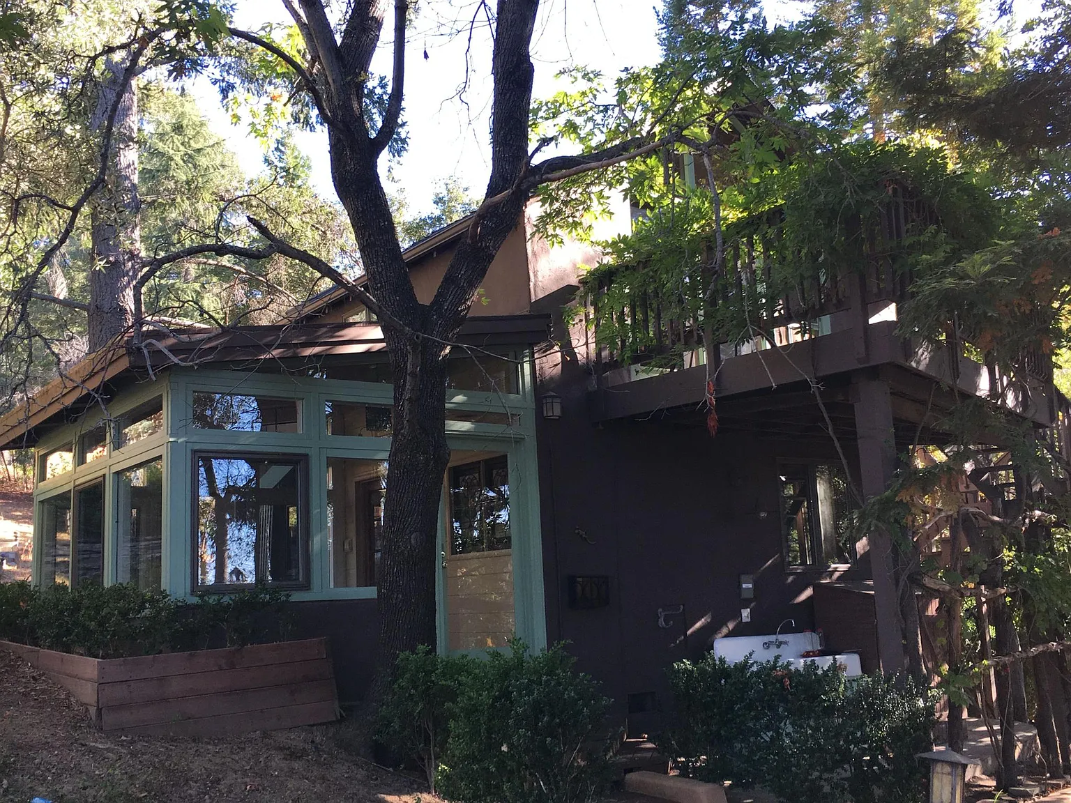 16400 Matilija Dr — Photo 4