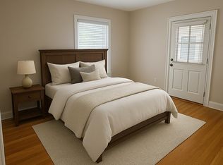 11 Stonebridge Rd, Louisville, KY 40207