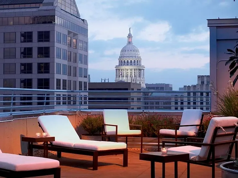 800 Brazos St #803 — Photo 33