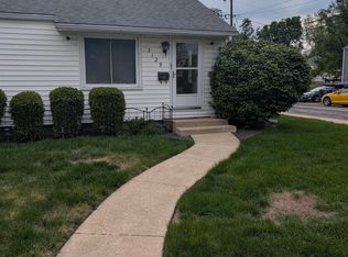 3129 N Parish Ave, Peoria, IL 61604