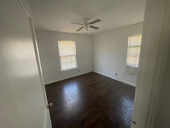 4th image of 2703 Stetson Ave