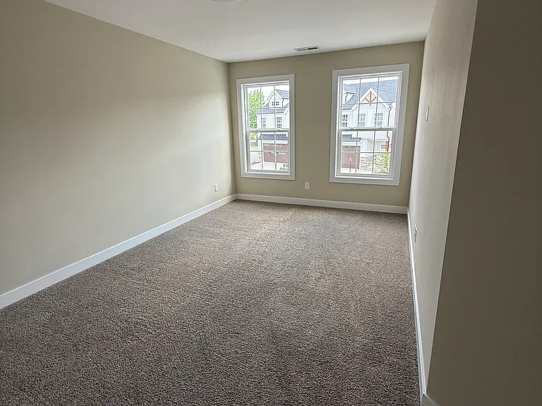 1604 Melanie Ln — Photo 13