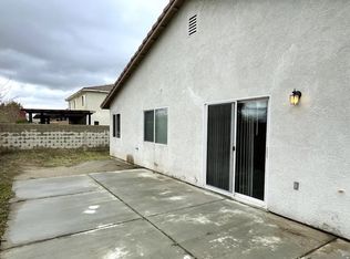 45317 Stadium Ln, Lancaster, CA 93535
