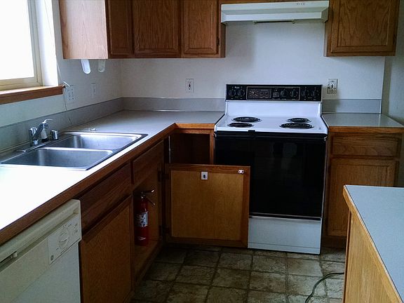 4th image of 2519 Texas St #2