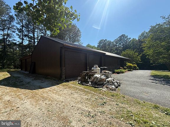 5th image of 1214 Johnson Rd