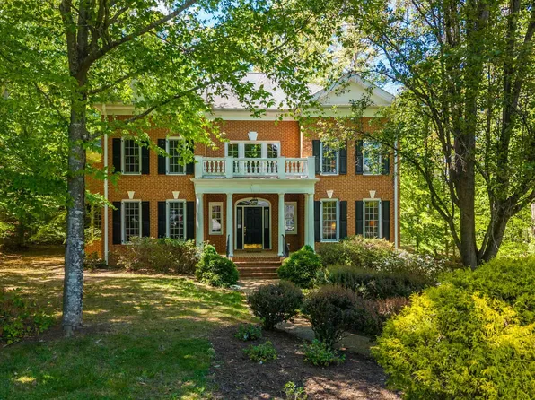 1624 Gatewick Pl, Keswick, VA 22947