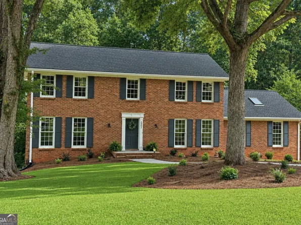 2302 Smokehouse Path, Lawrenceville, GA 30044
