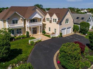 117 Lucinda Dr, Babylon, NY 11702