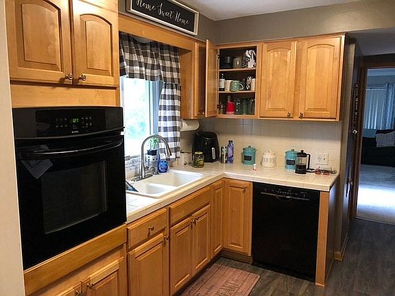 4th image of 35225 Beacon Hill Dr