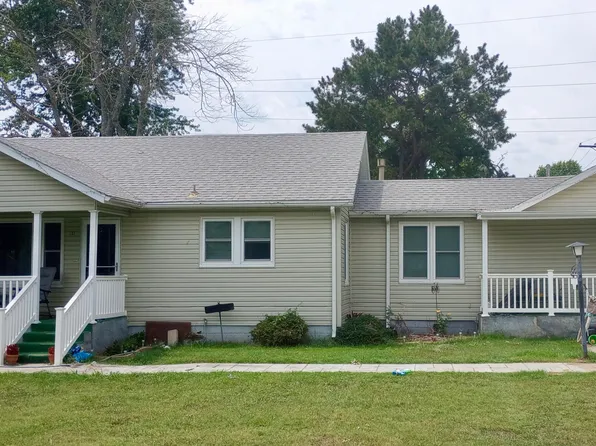 703 Jackson Street, Lamar, MO 64759