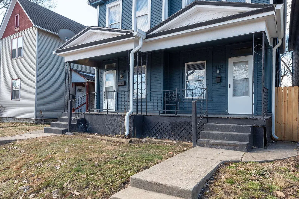 Building Photo - 113-115 W Park Ave #113