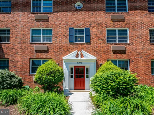 1708 W Abingdon Dr APT 301, Alexandria, VA 22314