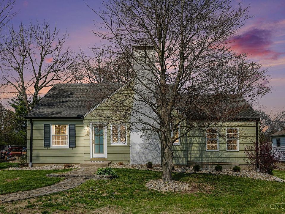 1st image of 282 W Kemper Rd