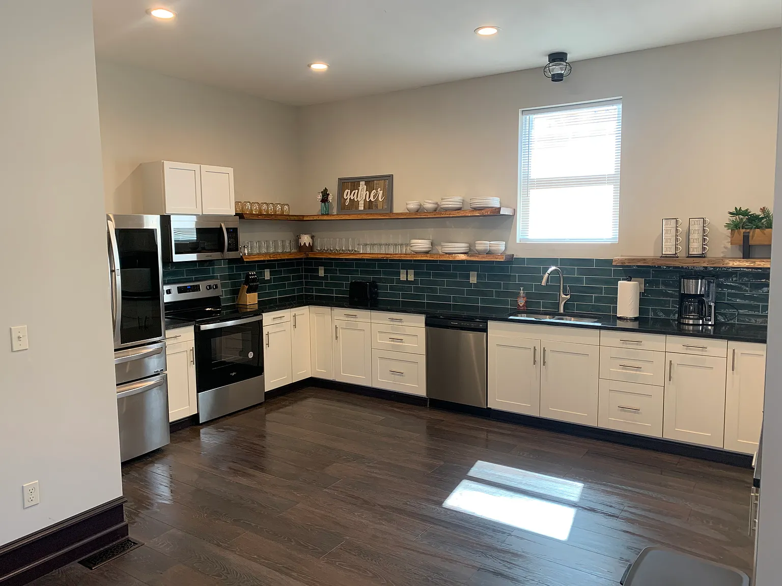 1205 Kiefer Creek Rd — Photo 3