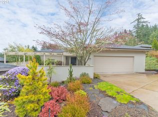 3659 Agate St, Eugene, OR 97405