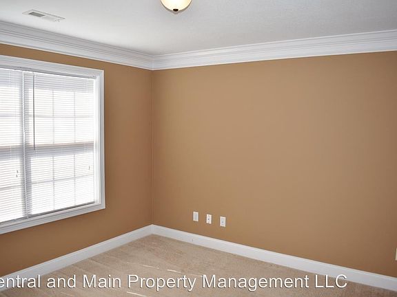 5th image of 5819 Metropolitan Way