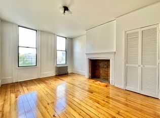 304 Maujer St APT 3L, Brooklyn, NY 11206