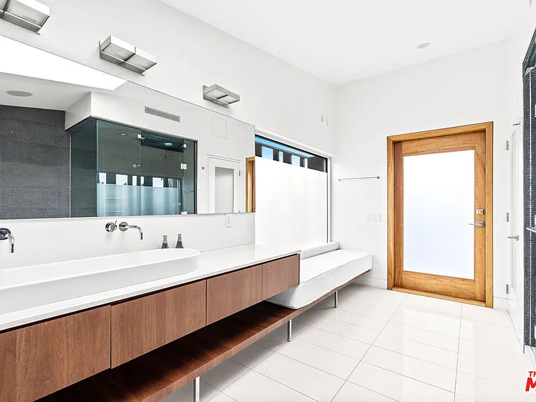 524 Rialto Ave — Photo 41