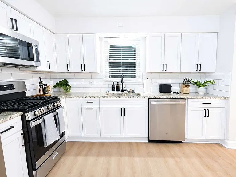 2207 Francine Ave — Photo 21