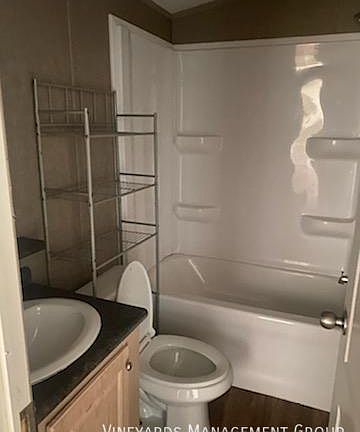 5th image of 310 Hester Ave #312