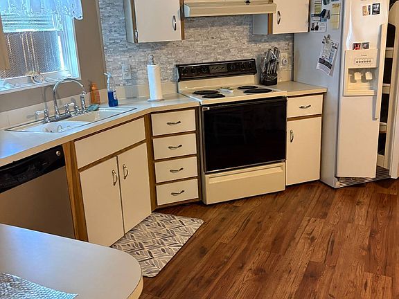 3rd image of 1140 Whisper Ln #66