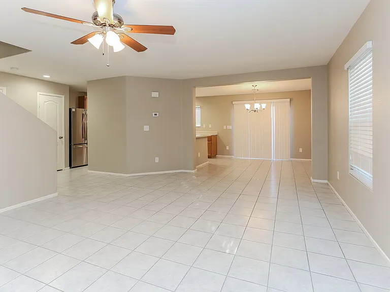 9132 Patrick Henry Ave — Photo 4