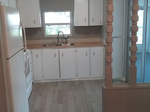 3rd image of 46 Birch Creek Dr #15