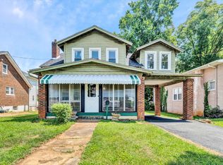 3715 Round Hill Ave NW, Roanoke, VA 24012