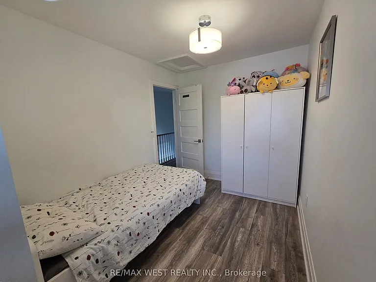 3020 Cedarglen Gate #33 — Photo 8
