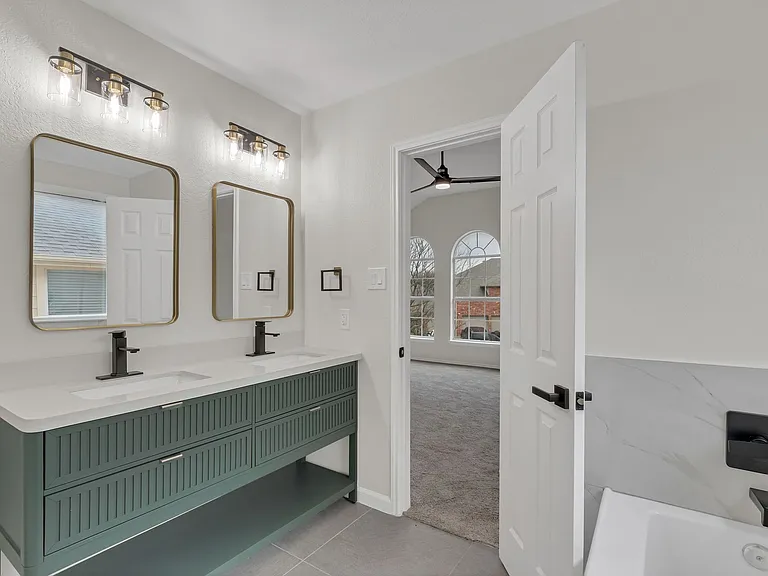 438 Stanley Falls Dr — Photo 34