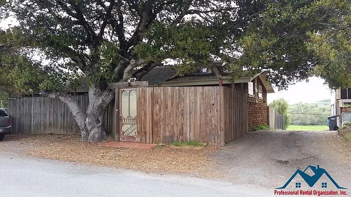 Studio, 1.0 bath, 431 sqft, $1,395 — Photo 2