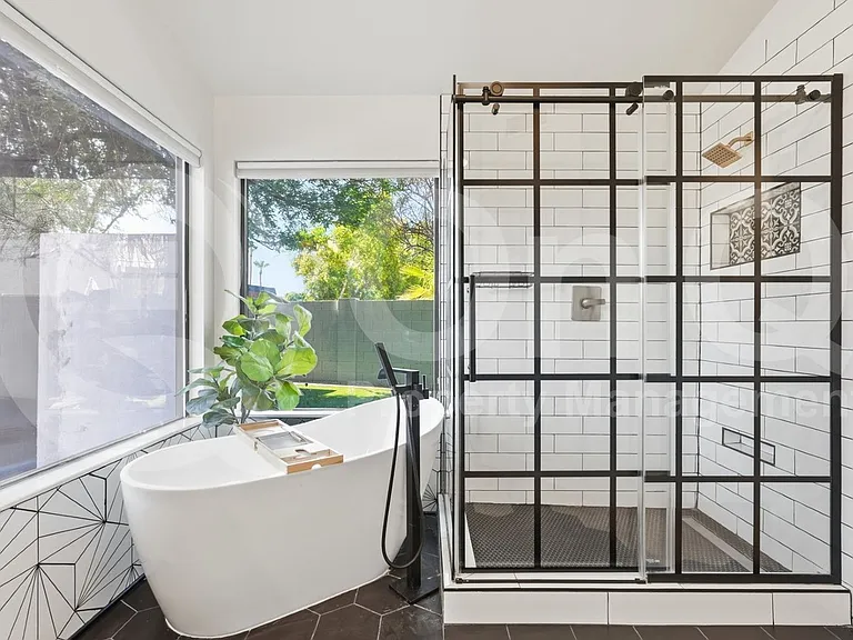 401 S Tiago Dr — Photo 45