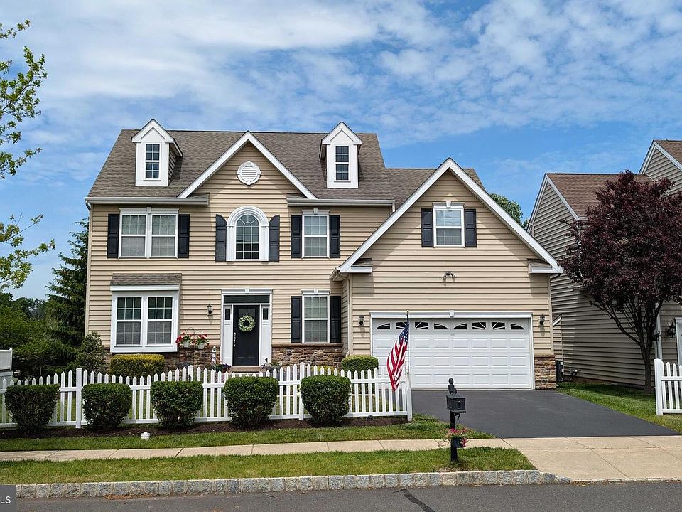 1st image of 102 Overholt Dr