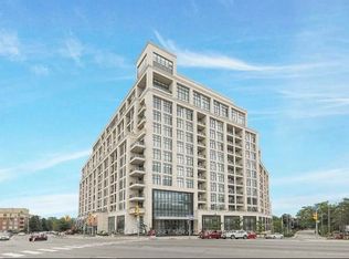 1 Old Mill Dr #520, Toronto, ON M6S 0A1