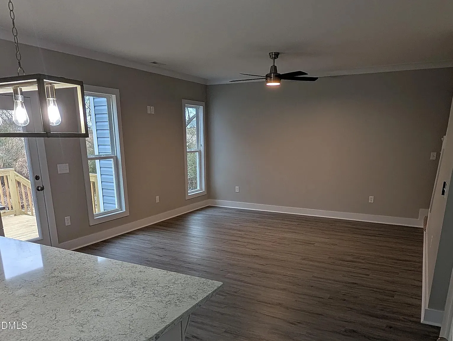 3 bed, 2.5 bath, 1609 sqft, $1,900 — Photo 3