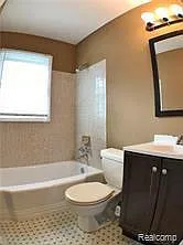 1012 S Stephenson Hwy — Photo 4