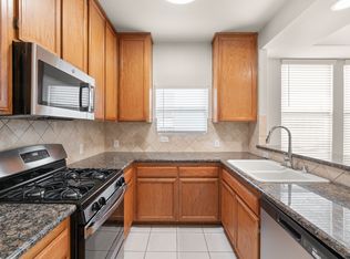 4527 Coldwater Canyon Ave #4, Studio City, CA 91604