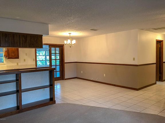 4th image of 2039 Doyle Dr