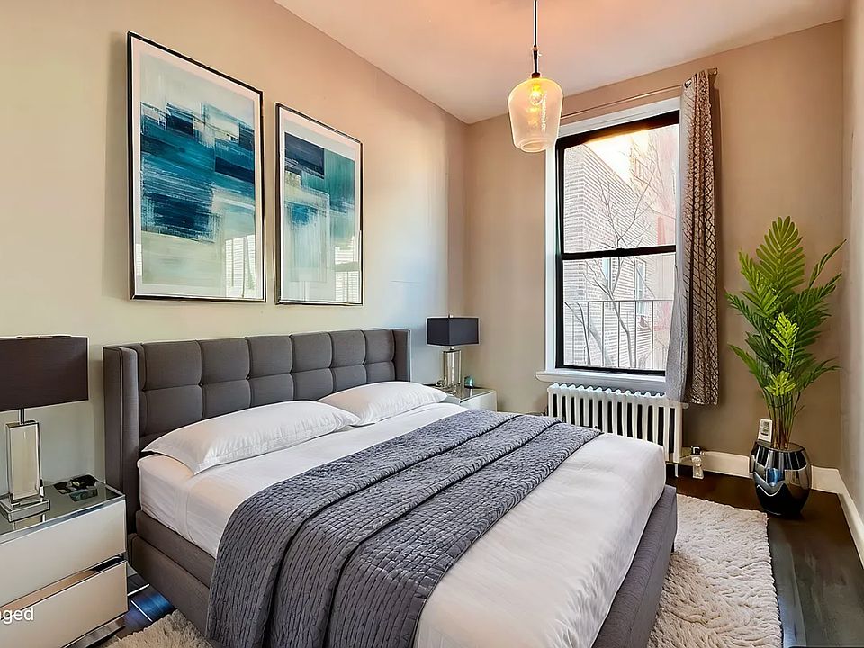2nd image of 726 Amsterdam Ave APT 4C