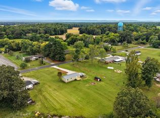 5453 Awalt Rd, Tullahoma, TN 37388