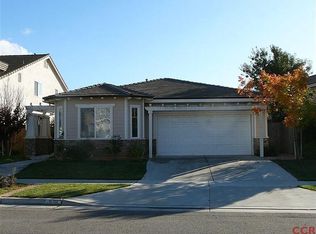 922 E Francis Ln, Santa Maria, CA 93455