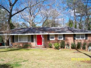 1058 N Pine Knoll Dr, Macon, GA