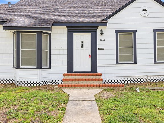5th image of 3200 Forest Ave