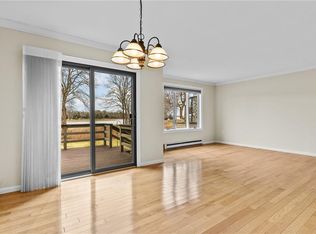 200 Fishing Cove Rd, North Kingstown, RI 02852