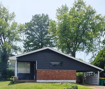 2228 Lovett Dr, Saint Louis, MO, 63136