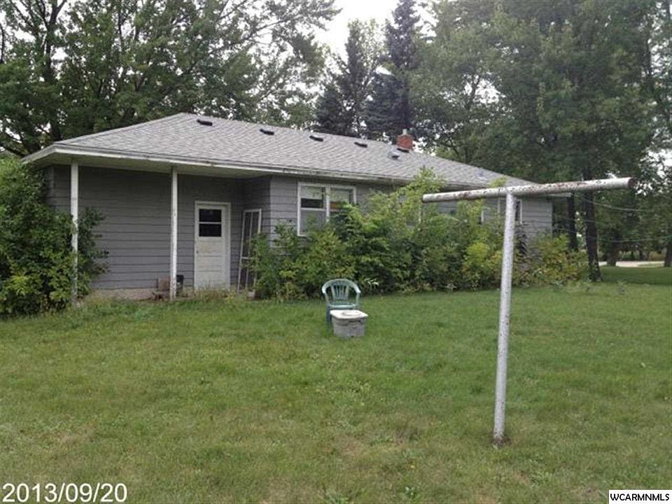 2nd image of 507 Main St N