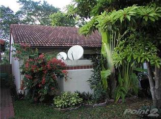 15049 SW 96th Ter, Miami, FL 33196