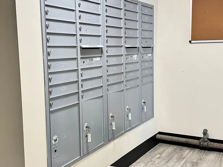 Huntley — Photo 15